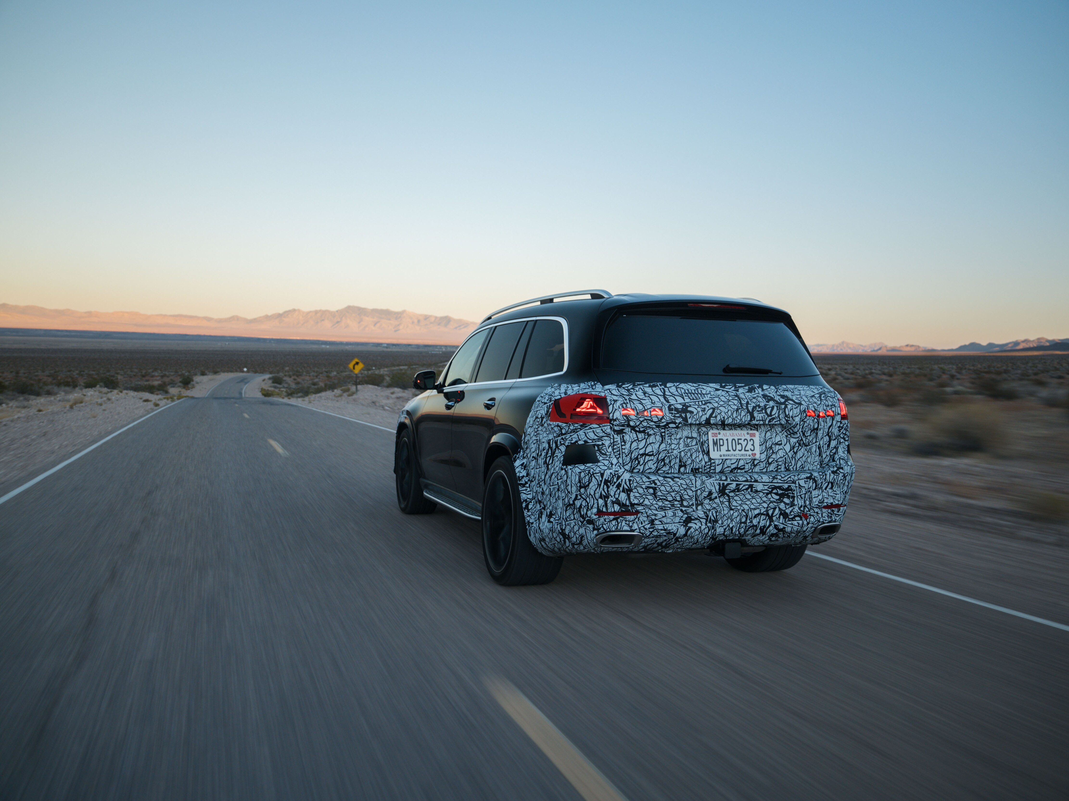 Noul GLS într-un test drive în Nevada.