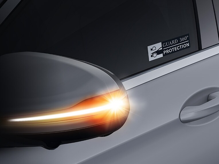 O ilustrare a funcției de protecție a autovehiculului GUARD 360° Plus.