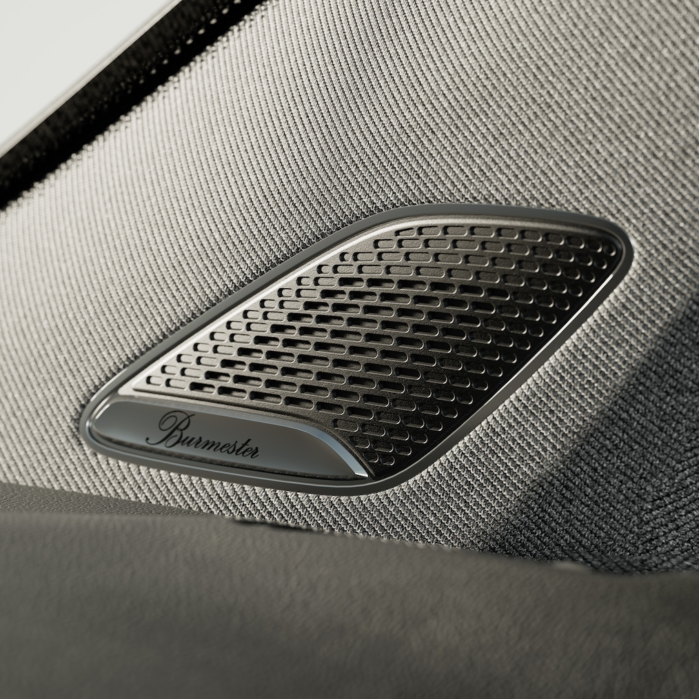 Difuzorul sistemului de sunet Surround Burmester® în modelul Mercedes-Benz Clasa B.
