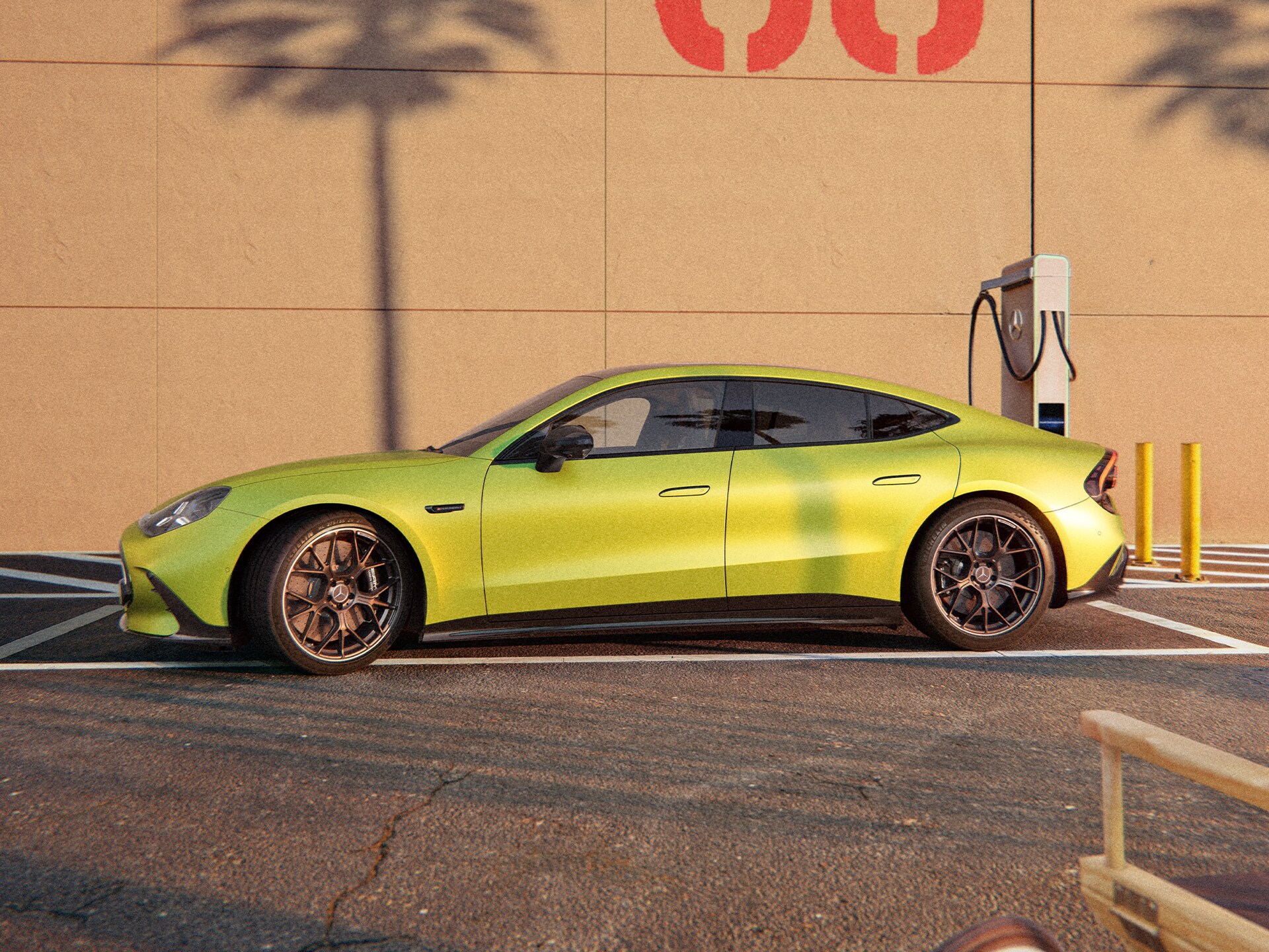 Încărcarea noului GT Coupé cu 4 uși de la Mercedes-AMG.
