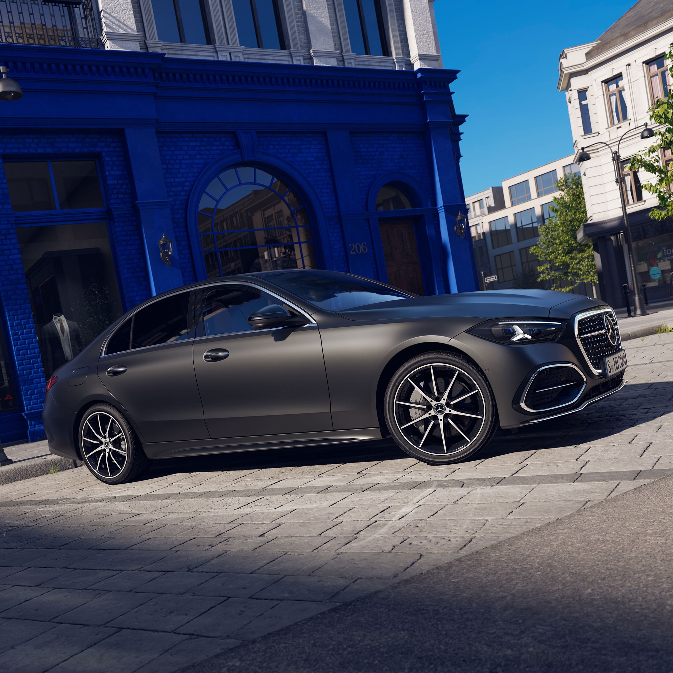 Exteriorul noului model Clasa C limuzină de la Mercedes-Benz.