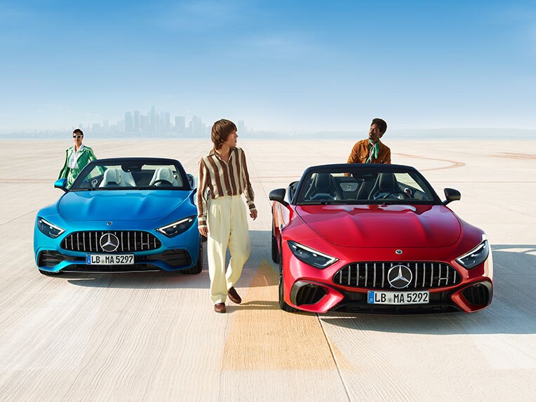 Motiv de grup al Mercedes-AMG SL Roadster.