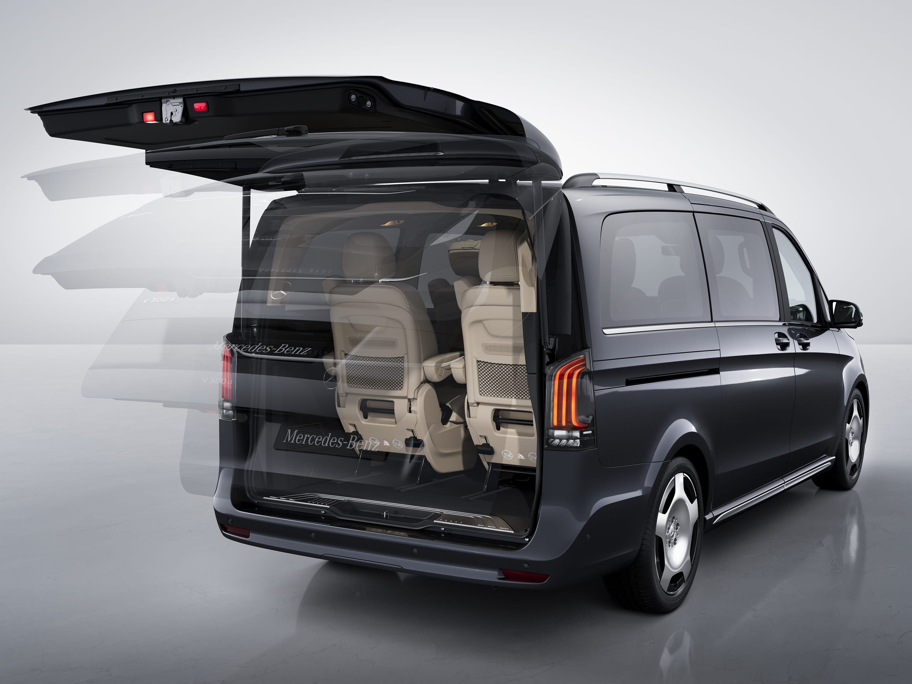 Hayon-ul modelului Mercedes-Benz Marco Polo cu pachet EASY-PACK.