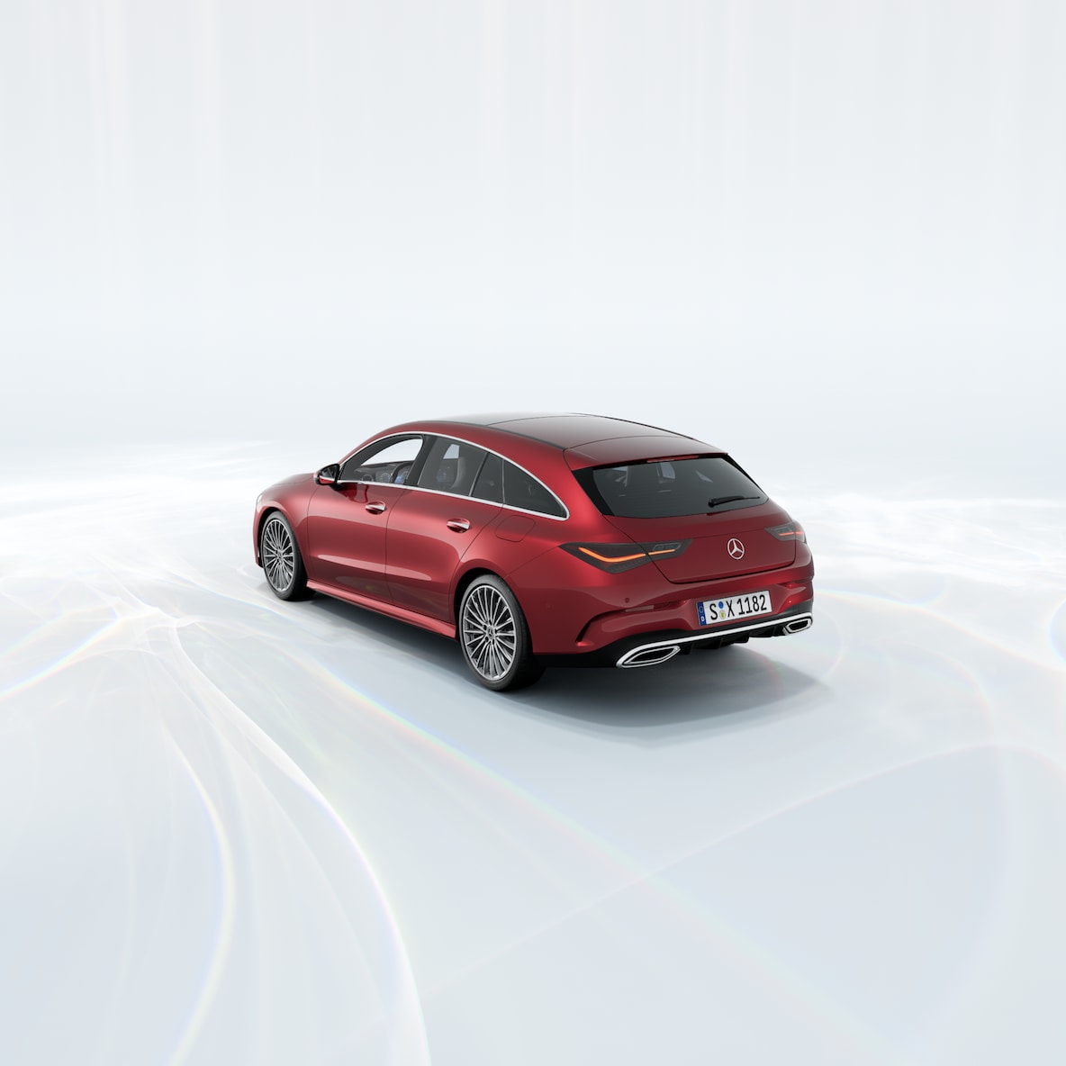 Perspectivă din spate a modelului Mercedes-Benz CLA Shooting Brake.