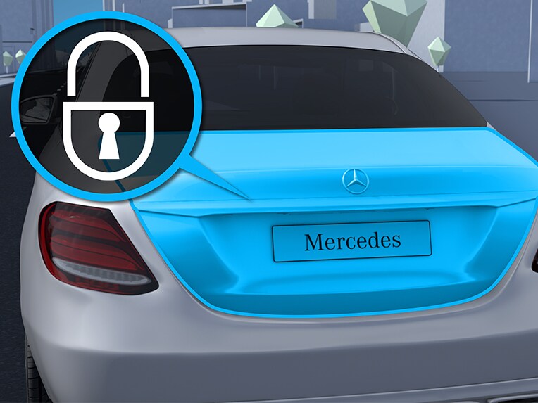 Încuierea separată a capotei portbagajului din modelul Mercedes-Benz CLS.