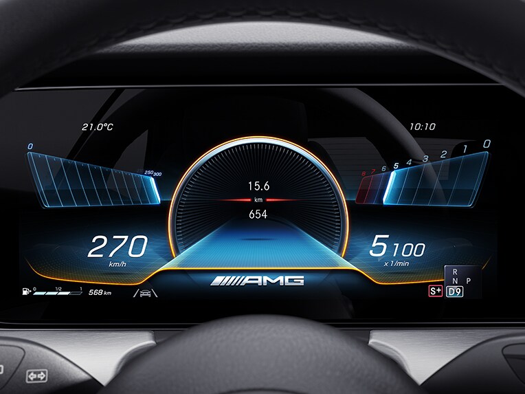 Interiorul modelului Mercedes-AMG E 53 4MATIC+ Coupé.