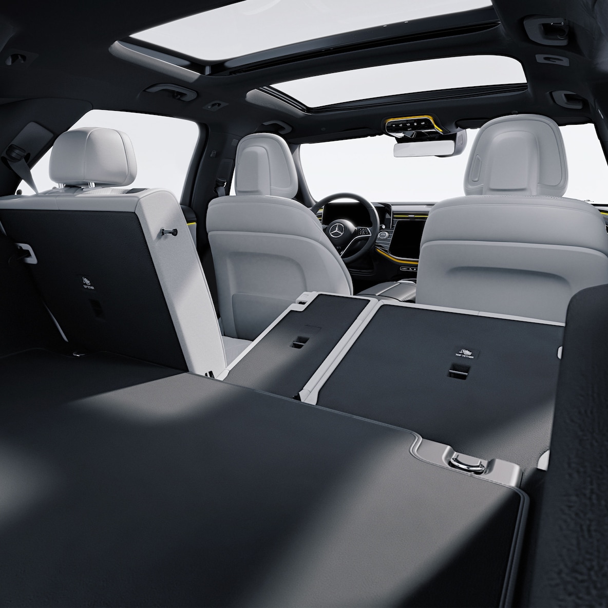 Conceptul de spațiu flexibil în modelul Clasa E de la Mercedes-Benz.