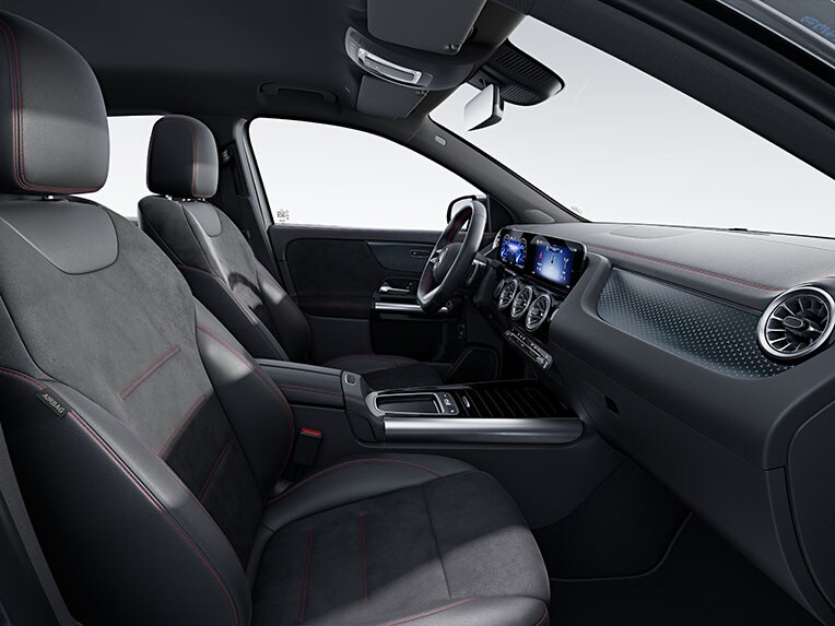 Modelul EQA de la Mercedes-Benz cu AMG Line.
