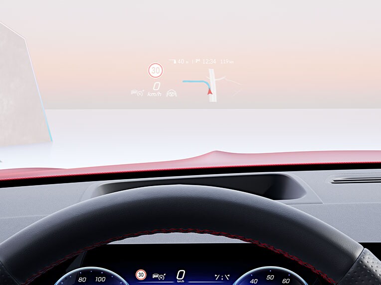 Head-up display-ul din noul model EQB de la Mercedes-Benz.