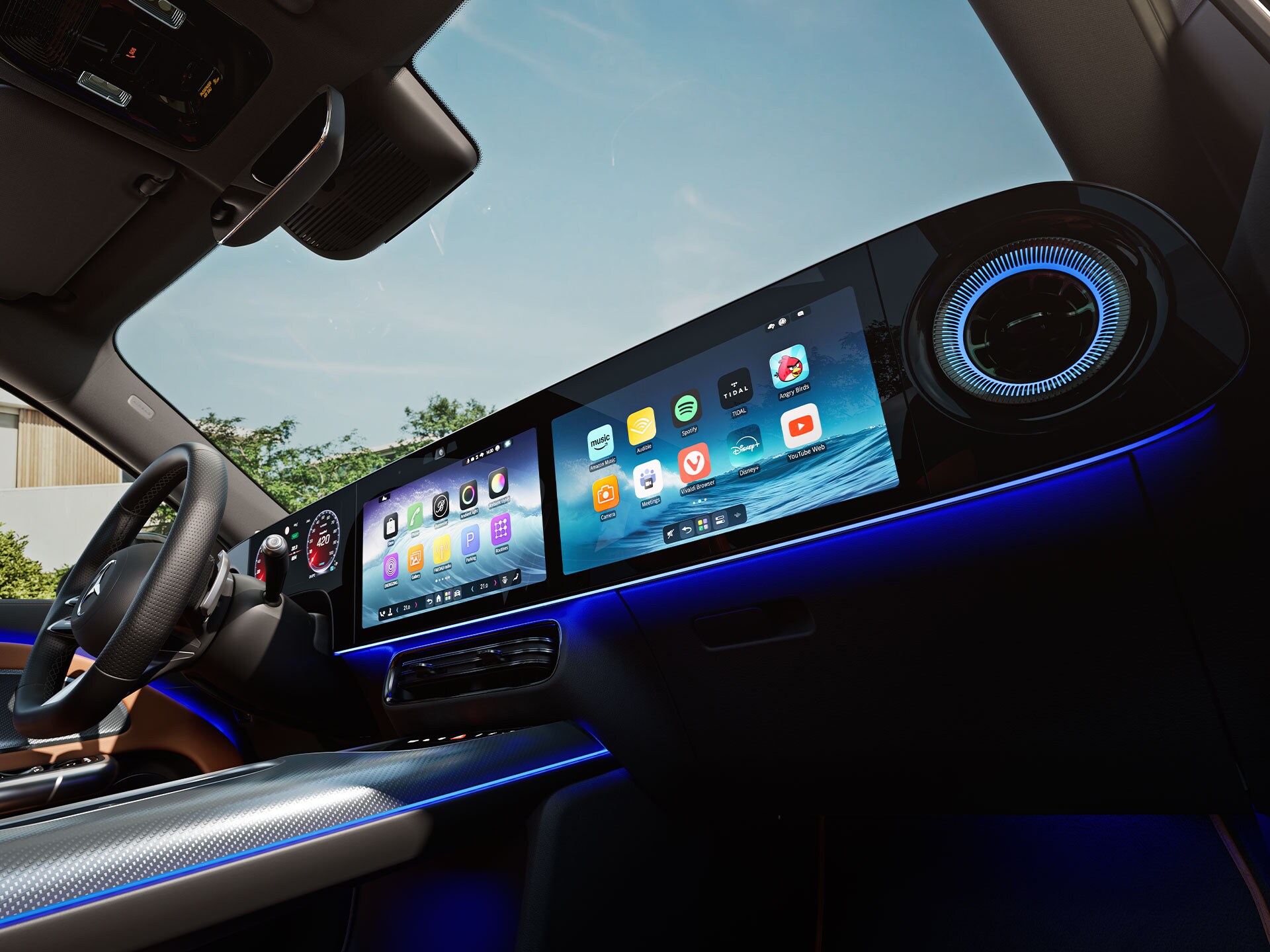 Funcțiile de la distanță ale noului GLB electric.