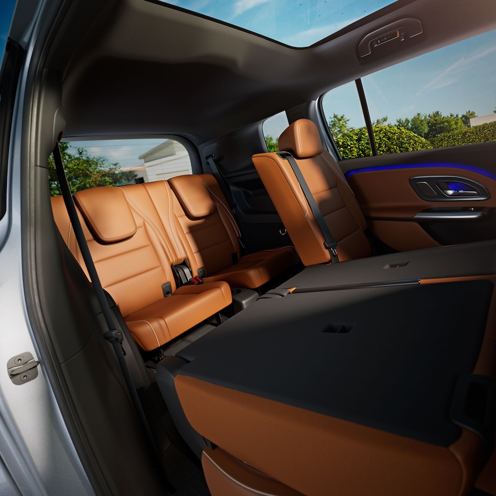 Interiorul noului model GLB complet electric.