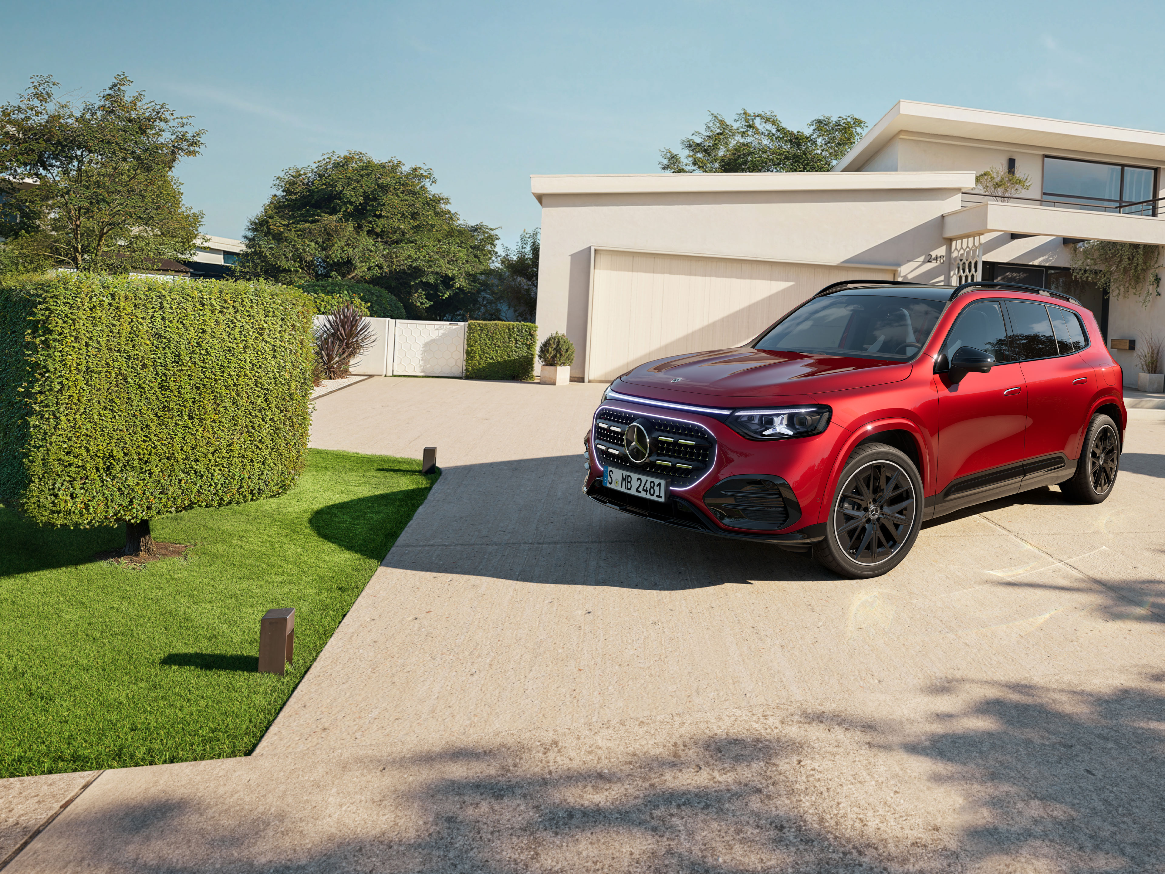 Exterior | Noul model GLB | Mercedes-Benz Exteriorul noului model GLB de la Mercedes-Benz.