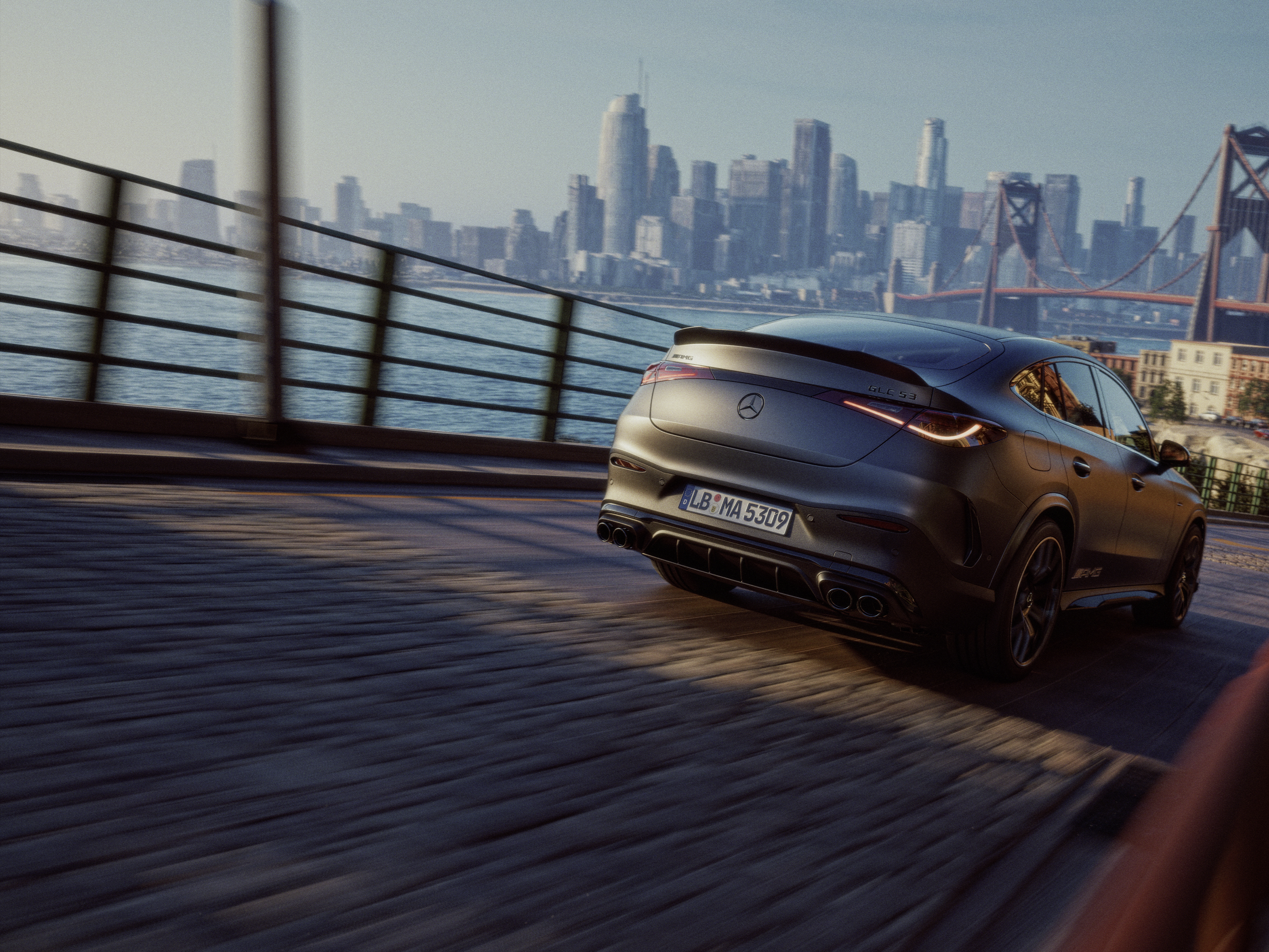 Performanță | GLC | Mercedes-AMG Performanța noului Mercedes-AMG GLC Coupé.