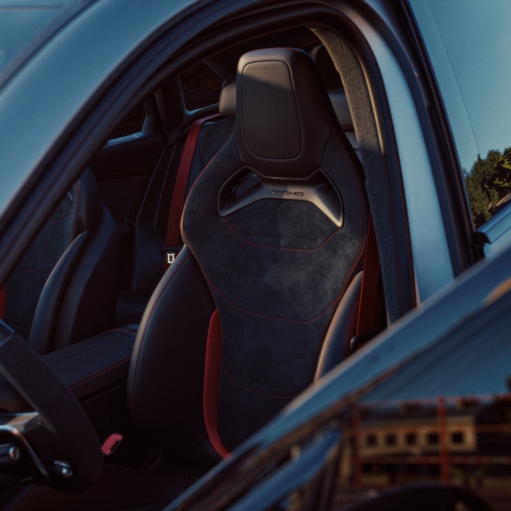 Scaunele AMG Performance ale noului model Mercedes-AMG GLC SUV.