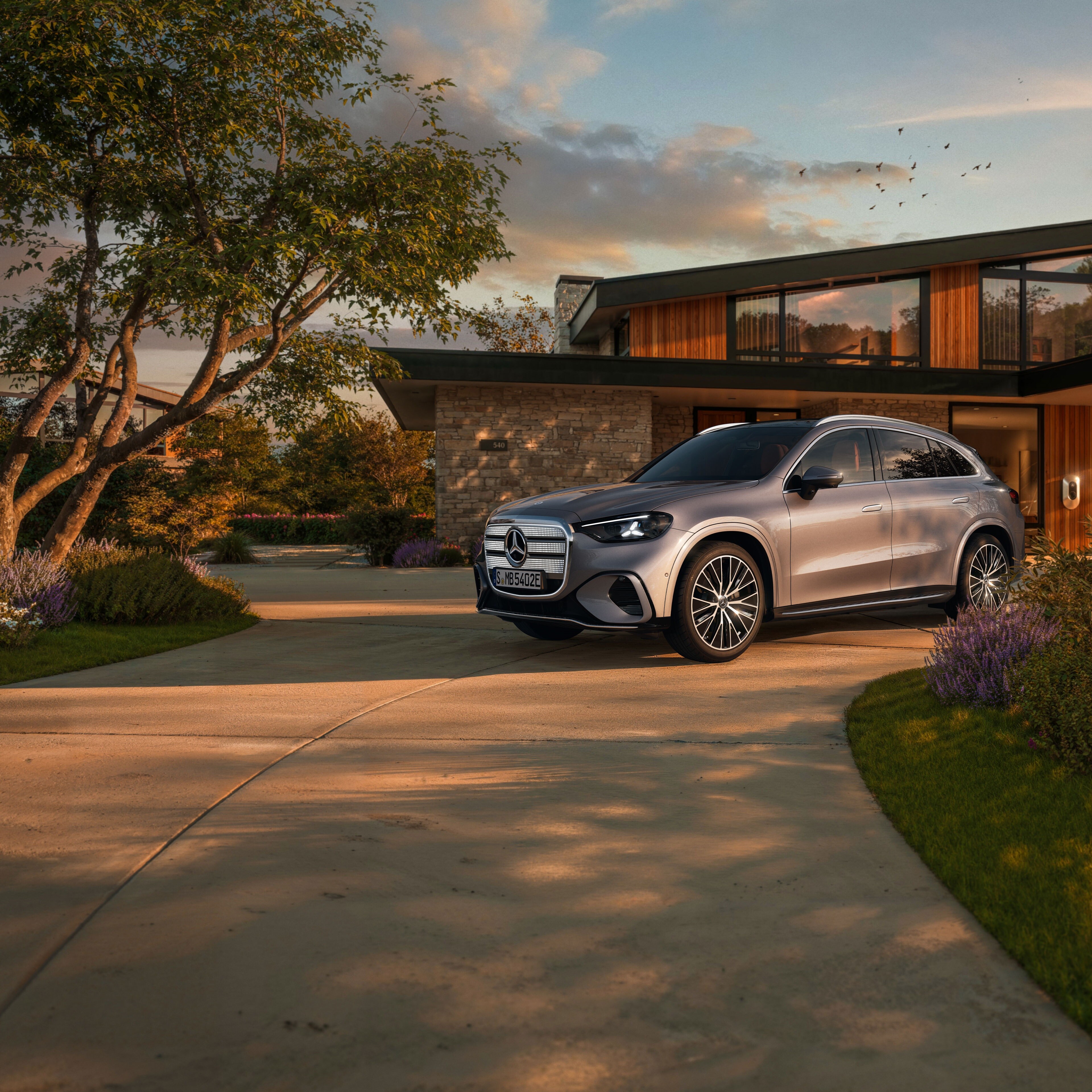 Noul model electric GLC SUV
