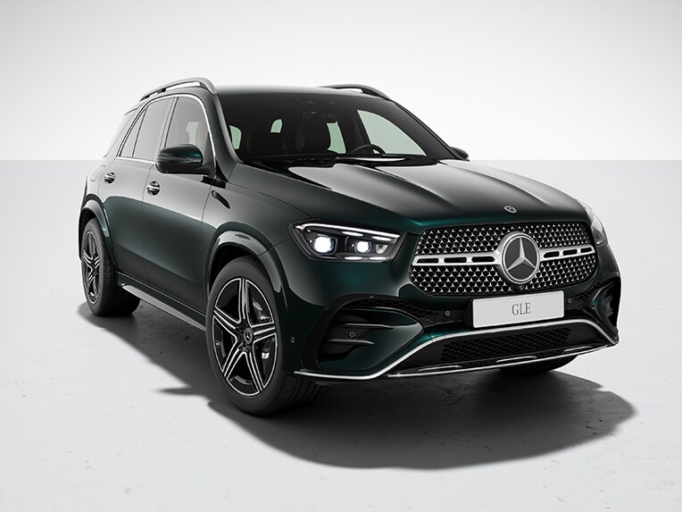 Exteriorul modelului Mercedes-Benz GLE SUV cu AMG Line.
