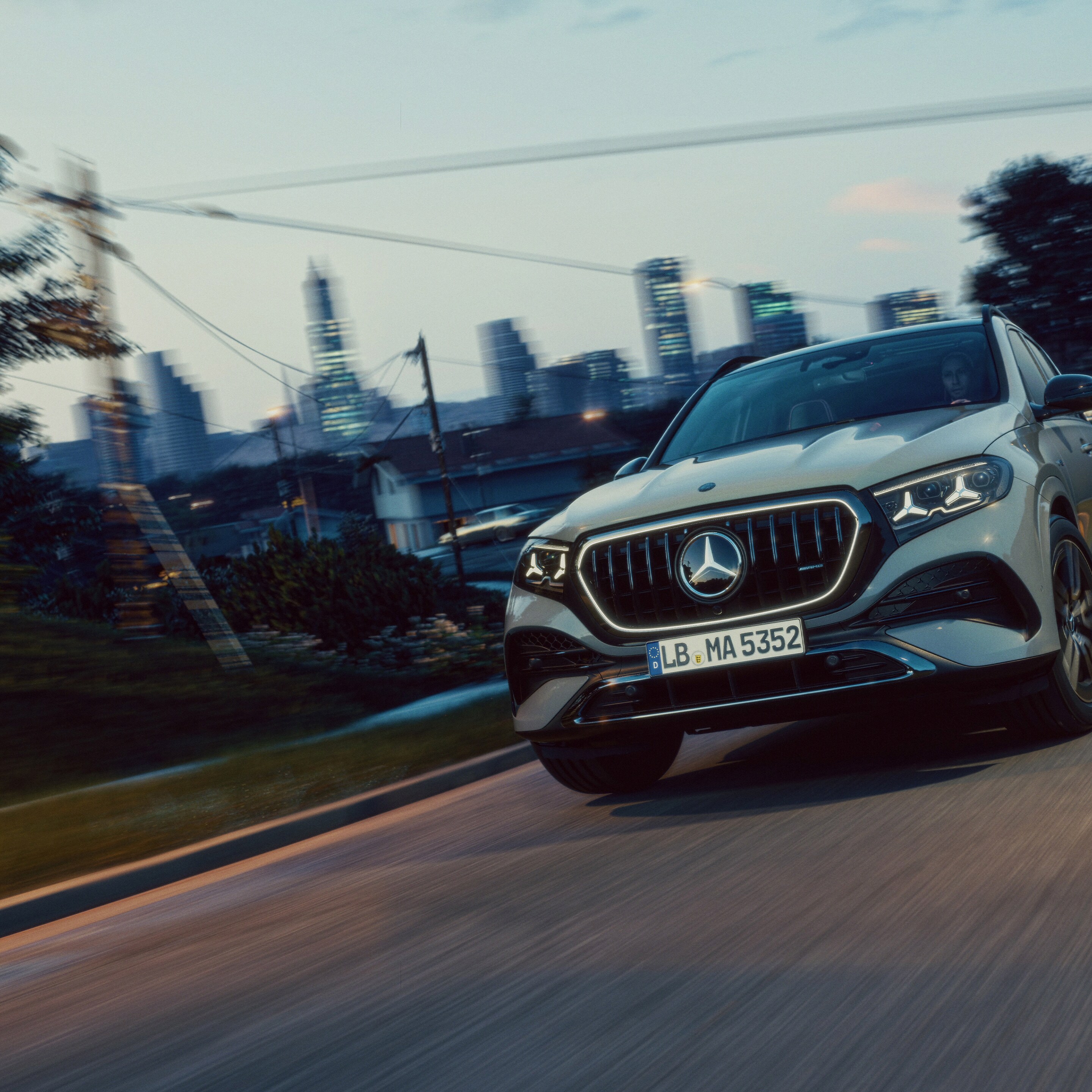 Noul model Mercedes-AMG GLE dintr-o perspectivă frontală.