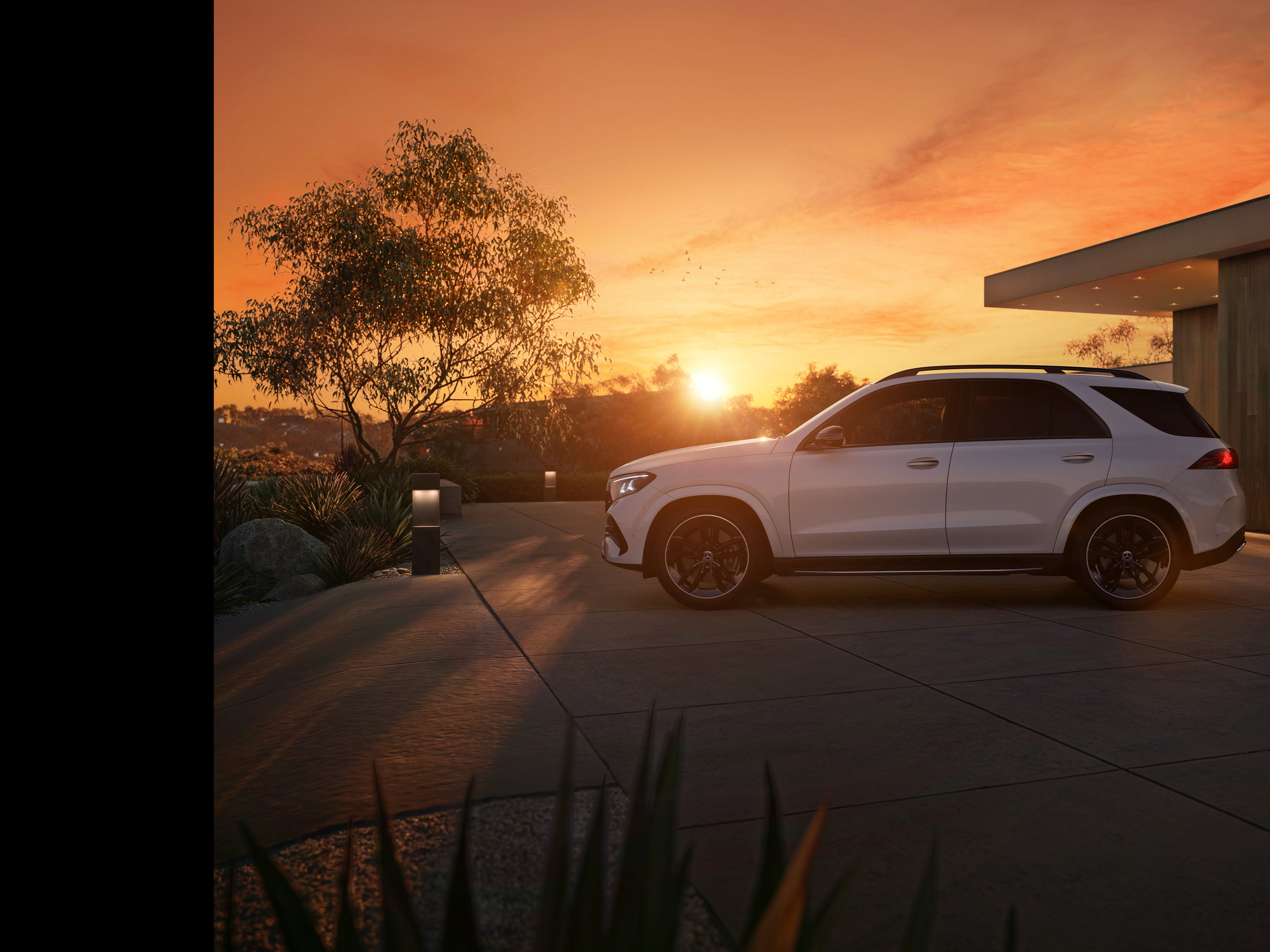 Exterior | Modelul GLE | Mercedes-Benz Exteriorul noului model GLE de la Mercedes-Benz.