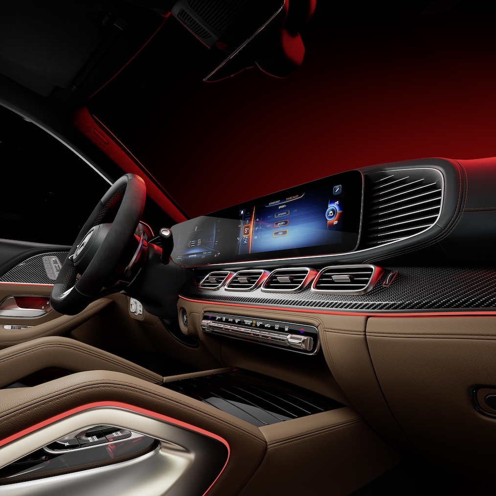 Cockpit-ul cu ecran lat din modelul GLS 63 4MATIC + de la Mercedes-AMG.
