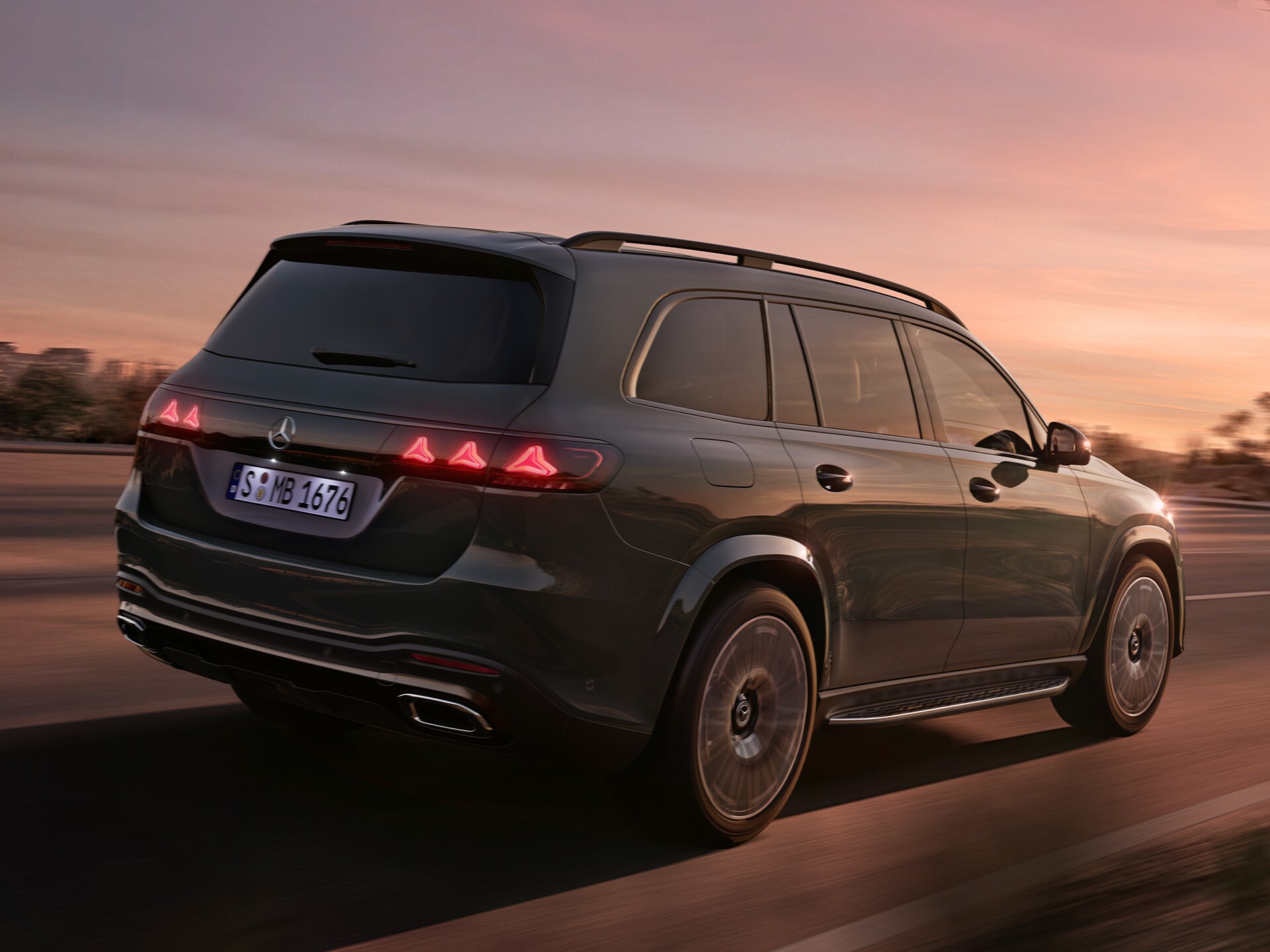 Asistența la conducere ADAS Gen6 a noului GLS de la Mercedes-Benz.