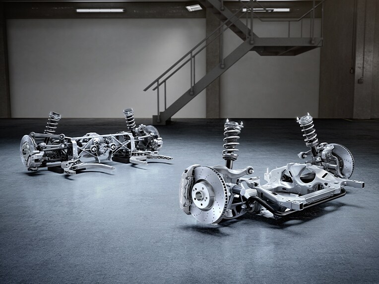 Reprezentarea preciziei și agilității modelului Mercedes-AMG.