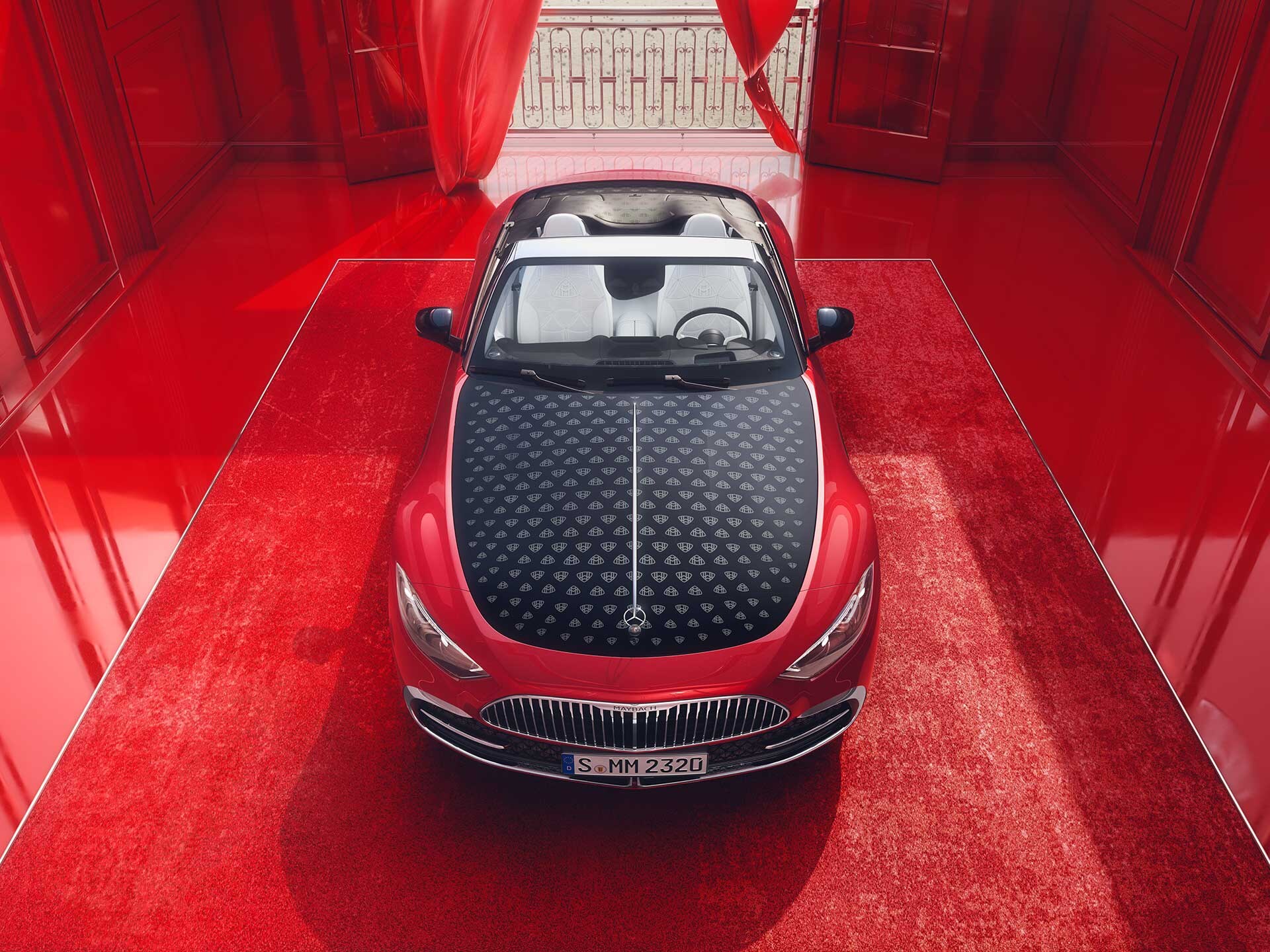 Modelul Mercedes-Maybach SL 680 dintr-o perspectivă frontală.