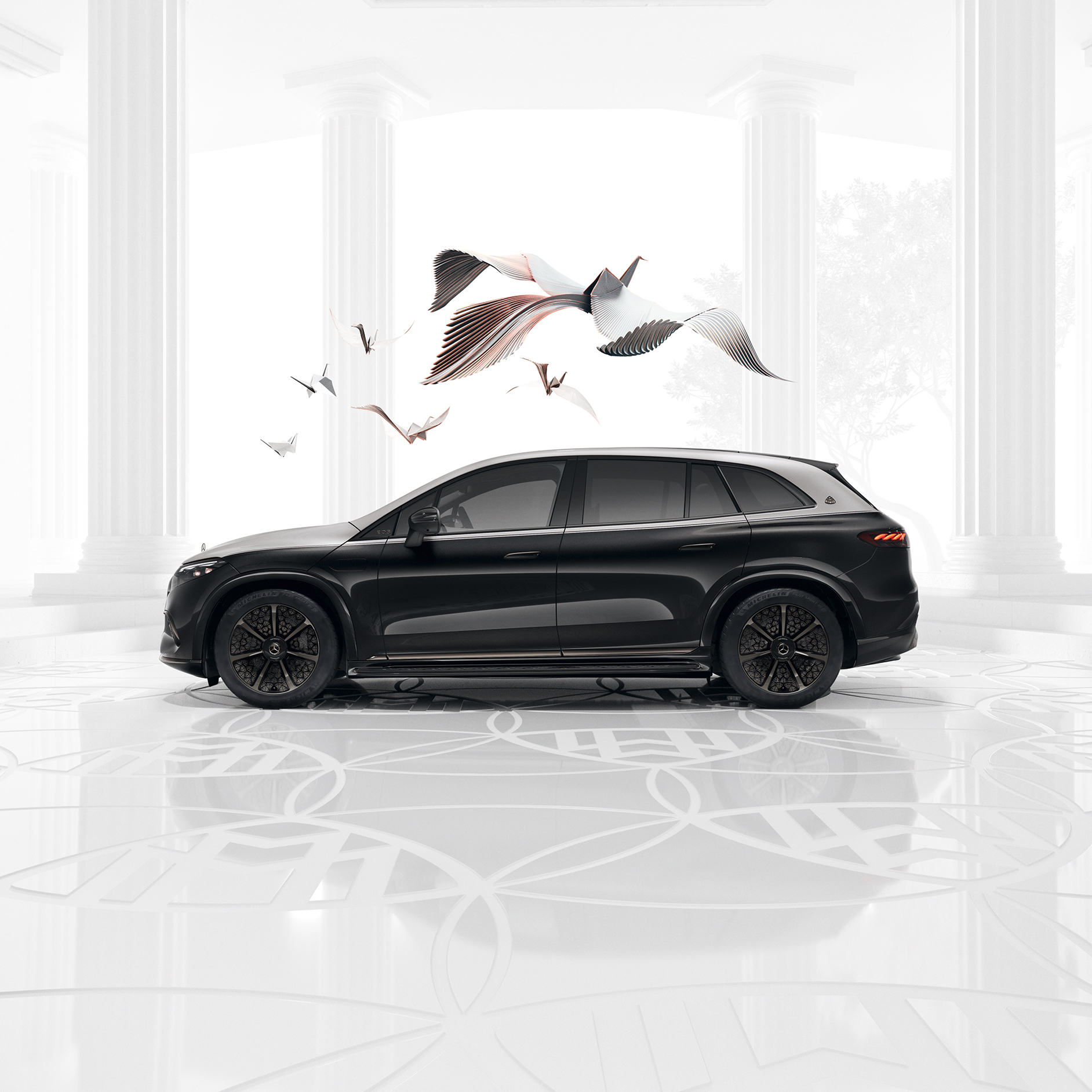 Un model Mercedes-Maybach pe o tablă de șah Un model Mercedes-Maybach pe o tablă de șah