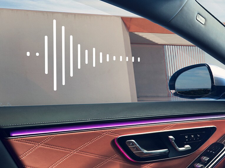 Habitaclul modelului Mercedes-Maybach Clasa S.