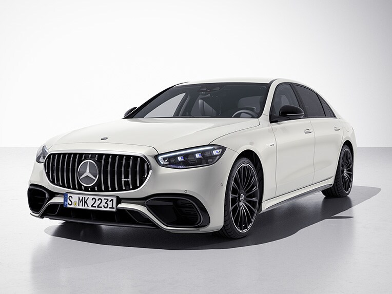 Exteriorul modelului Mercedes-AMG S 63 E PERFORMANCE Limuzină cu pachet AMG Night.