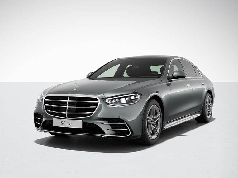 Exteriorul modelului Mercedes-Benz Clasa S limuzină cu AMG Line.