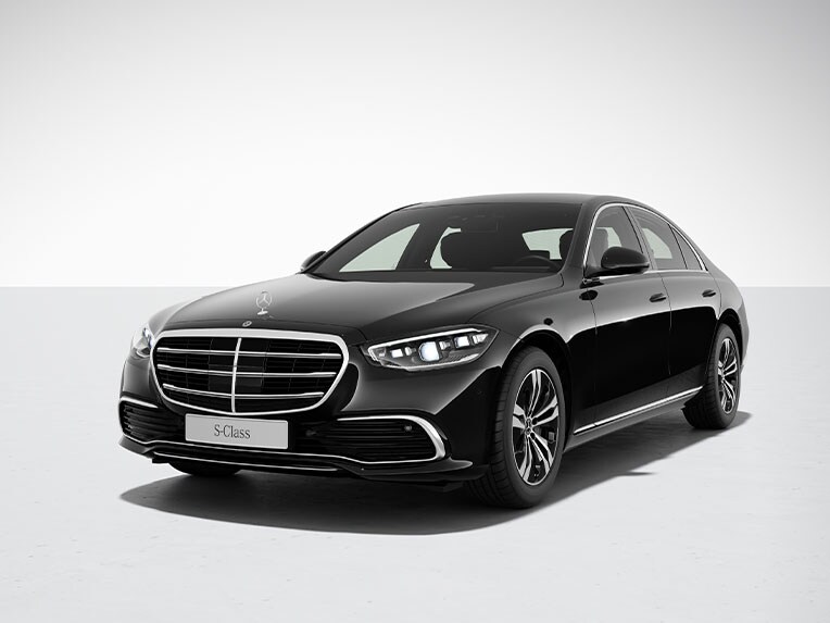 Exteriorul modelului Clasa S limuzină de la Mercedes-Benz cu echipare standard.