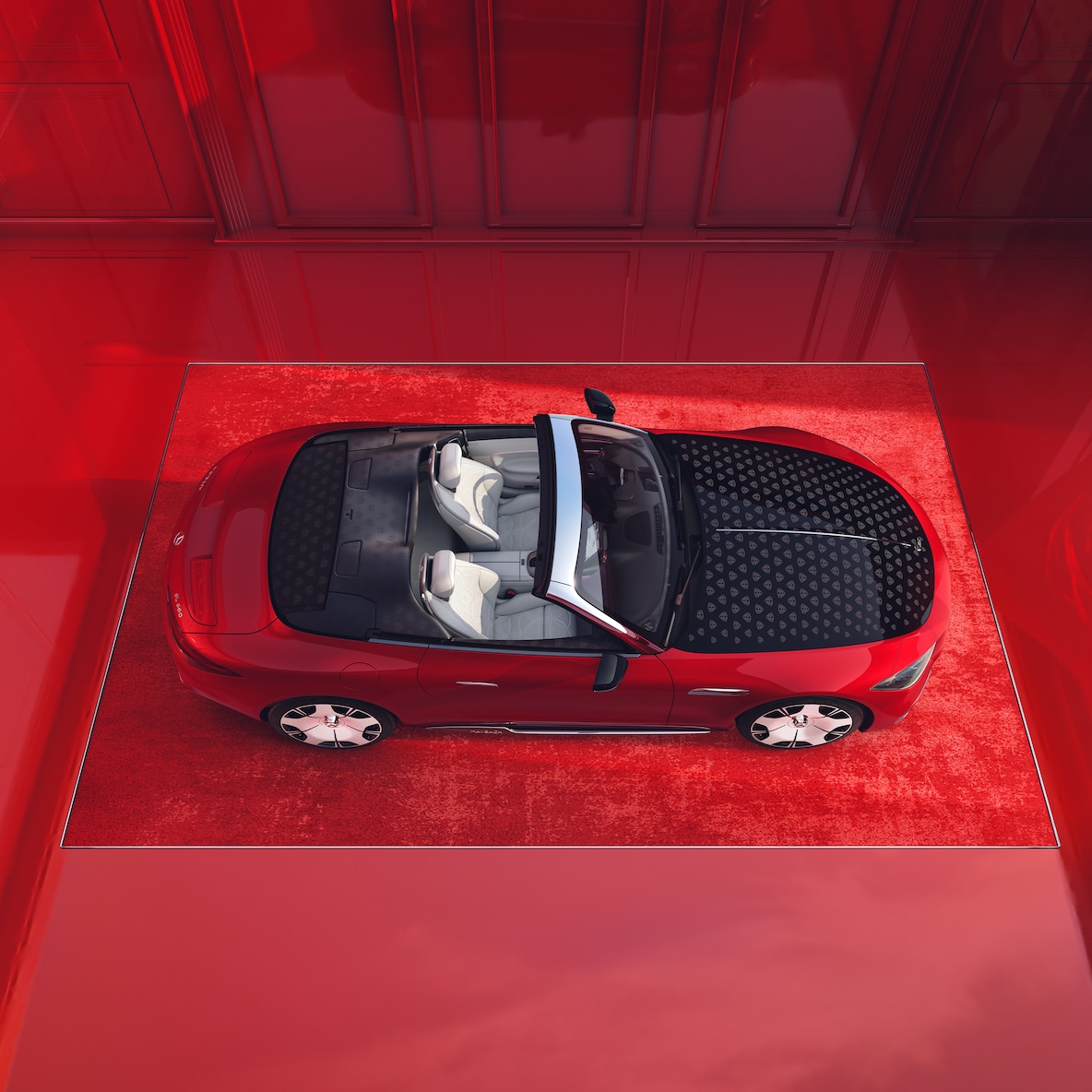 Perspectivă de sus a modelului deschis Mercedes-Maybach SL 680 seria Monogram cu conceptul de design „Red Ambience”.