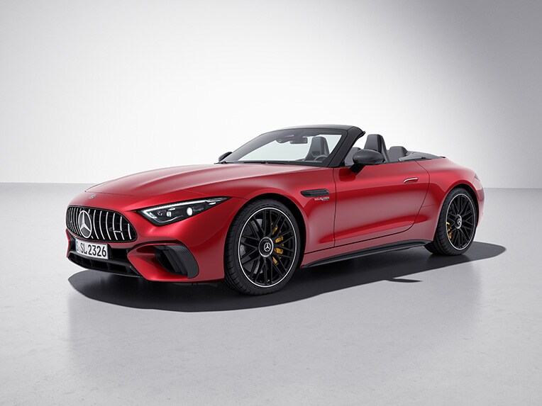 Exteriorul modelului Mercedes-AMG SL Roadster cu pachet AMG Carbon exterior.