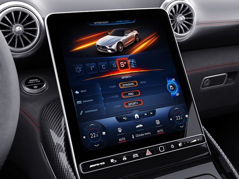 Pachetul AMG DYNAMIC PLUS în habitaclul modelului Mercedes-AMG SL Roadster.