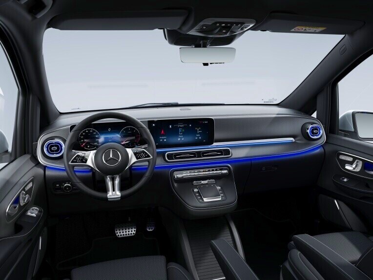 Elemente tipice AMG și detalii de înaltă calitate sporesc caracterul sportiv și individualismul autovehiculului tău.