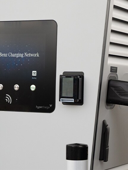 Punct de încărcare activ din rețeaua Mercedes-Benz pentru vehicule electrice