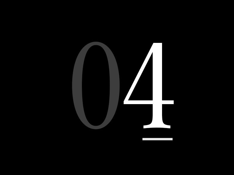 Un mare număr „04”.