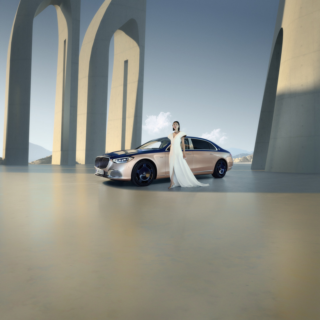 Descoperă Mercedes-Maybach Modelul Mercedes-Maybach Clasa S Haute Voiture în nuanță strălucitoare roz