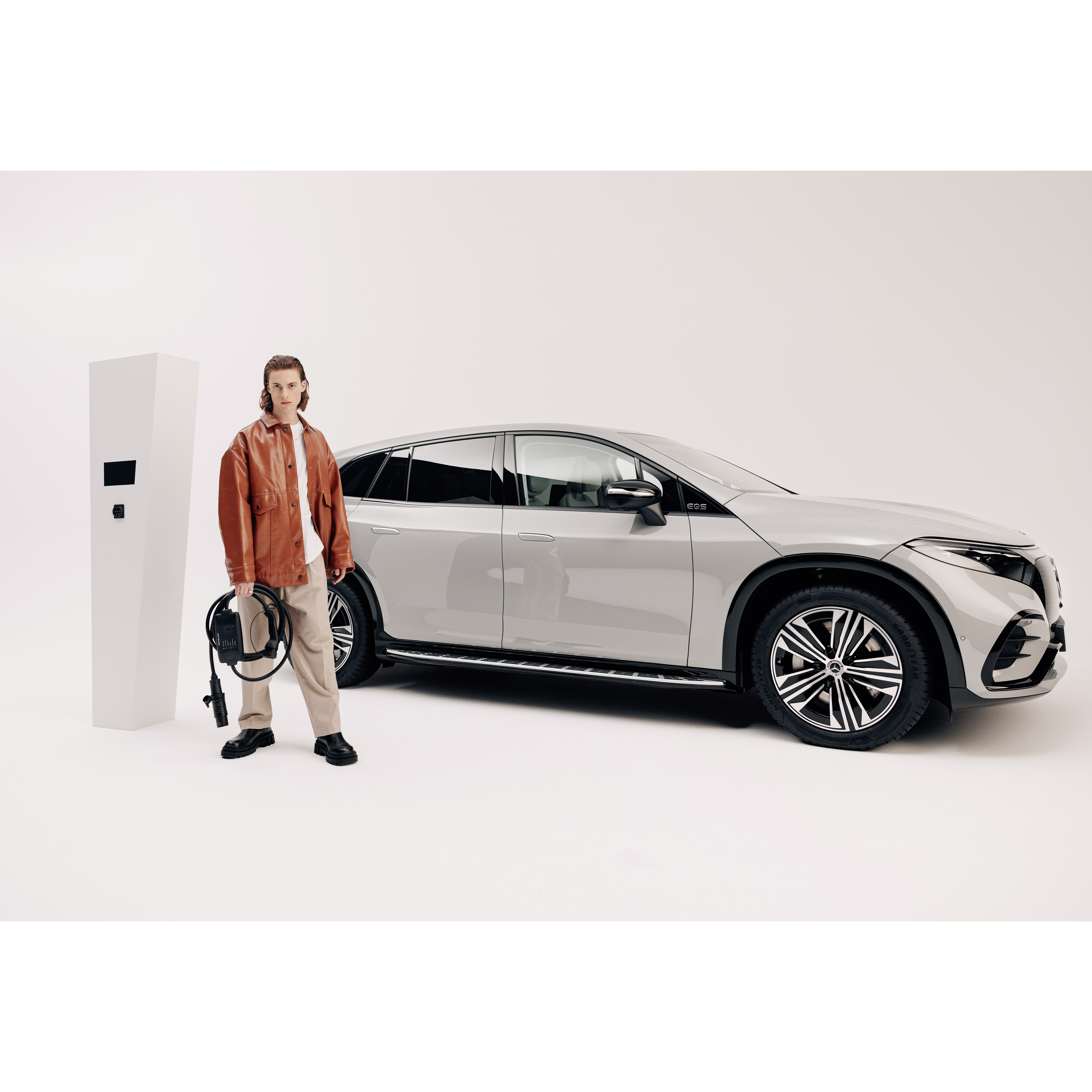Sistemul flexibil de încărcare Pro | Încărcare | Mercedes-Benz Sistemul flexibil de încărcare Pro de la Mercedes-Benz.