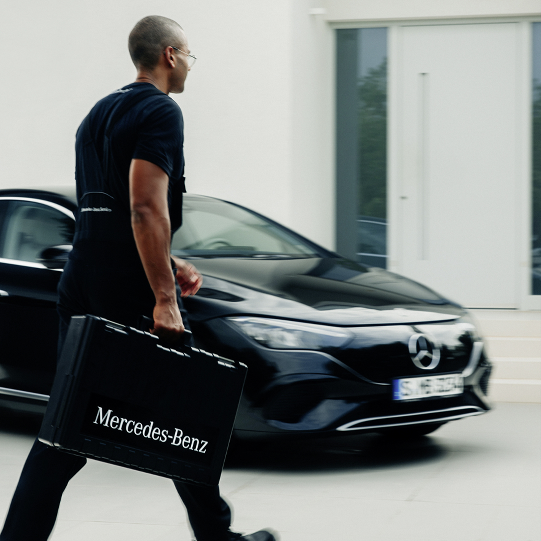 Montare | Încărcare | Mercedes-Benz Mercedes-Benz Wallbox bazat pe principiile de design ale Mercedes-Benz.