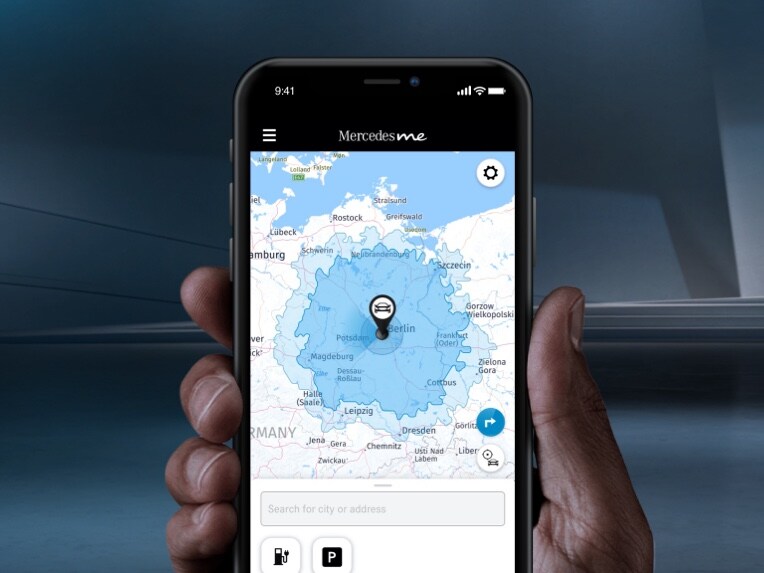 Serviciile remote și de navigație deschise pe un smartphone.