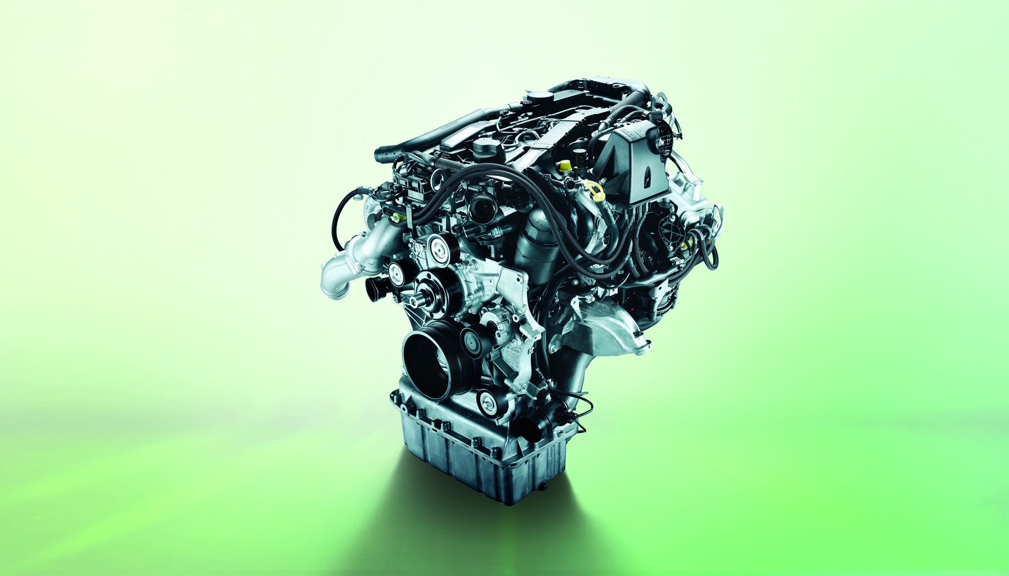 Piese de schimb recondiționate | Mercedes-Benz Piesele de schimb recondiționate unui autovehicul Mercedes-Benz.