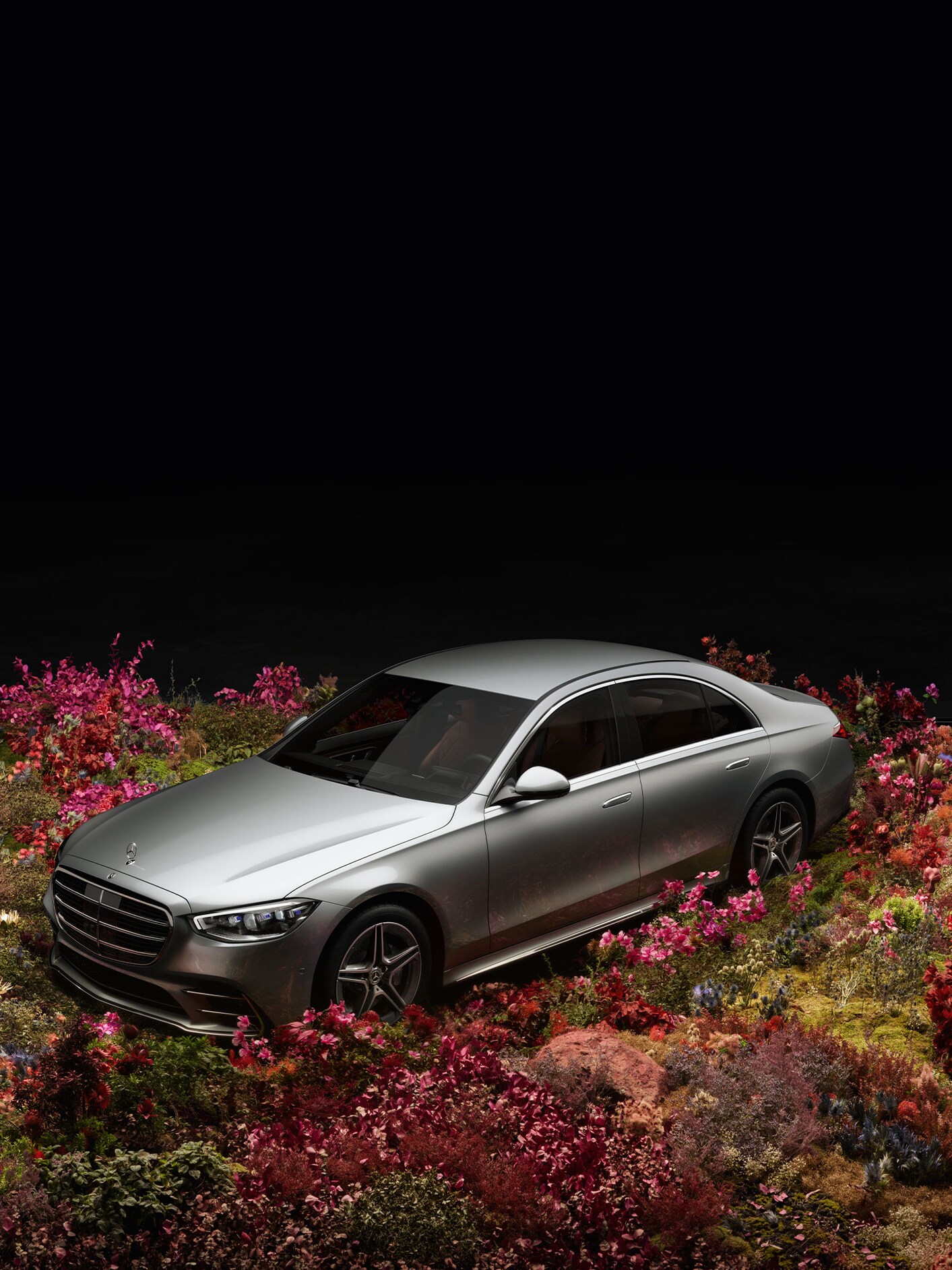 O imagine prezentând tehnologia din spatele grupurilor motopropulsoare de la Mercedes-Benz.