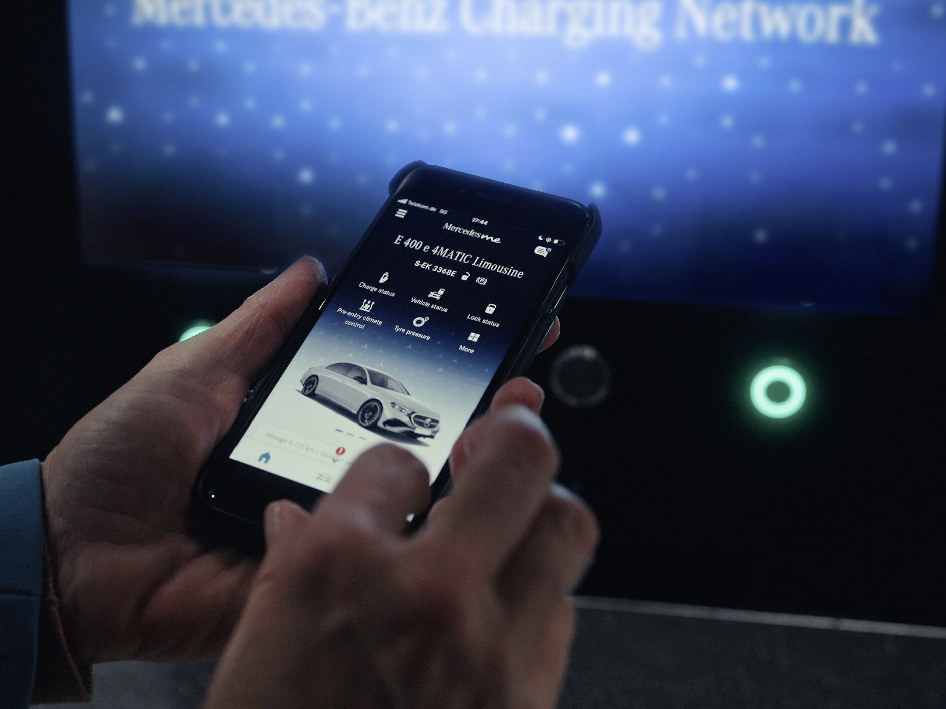 Opțiunile de încărcare pentru autovehiculele plug-in hybrid de la Mercedes-Benz.