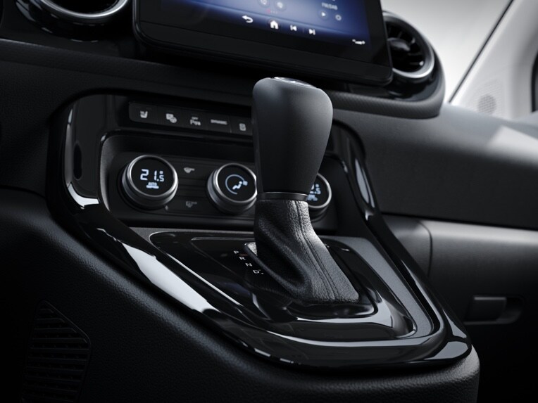 Maneta selector pentru transmisia automată din Mercedes-Benz eCitan furgon.