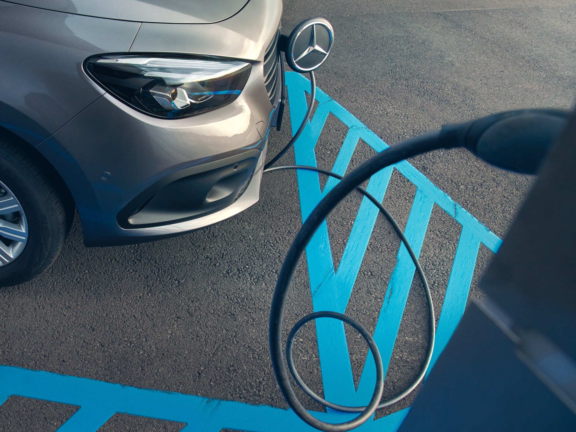 Mercedes-Benz eCitan Tourer la încărcat.