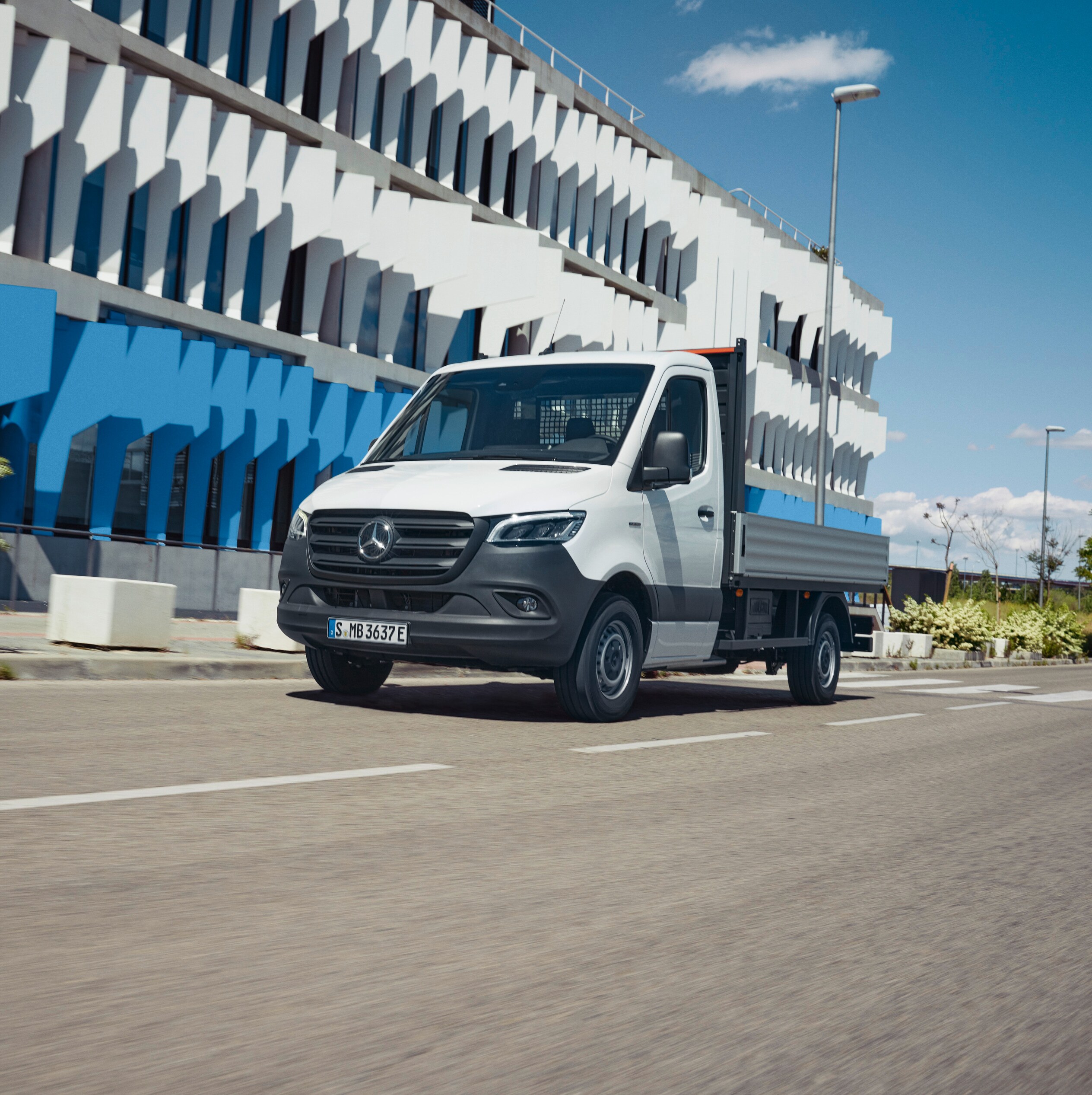 eSprinter șasiu cu platformă.