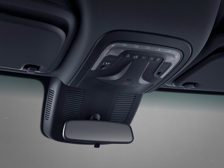 Unitatea de comandă tip confort de pe plafon oferă baza tehnică pentru un control fără contact al multor funcții ale autovehiculului, prin intermediul recunoașterii vocale.