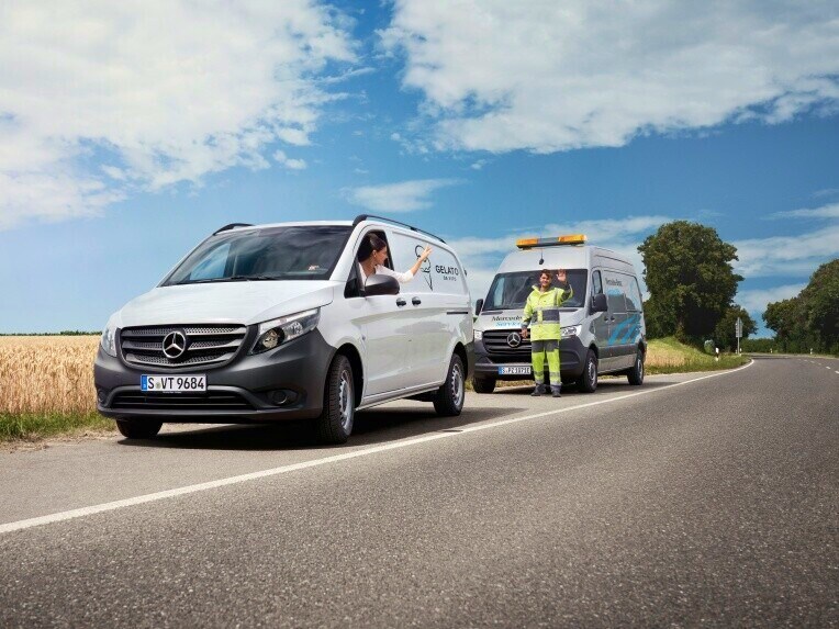 Dacă la un moment dat rămâi în pană, serviciul profesionist Mercedes-Benz Service24h te va ajuta să ajungi la destinație.