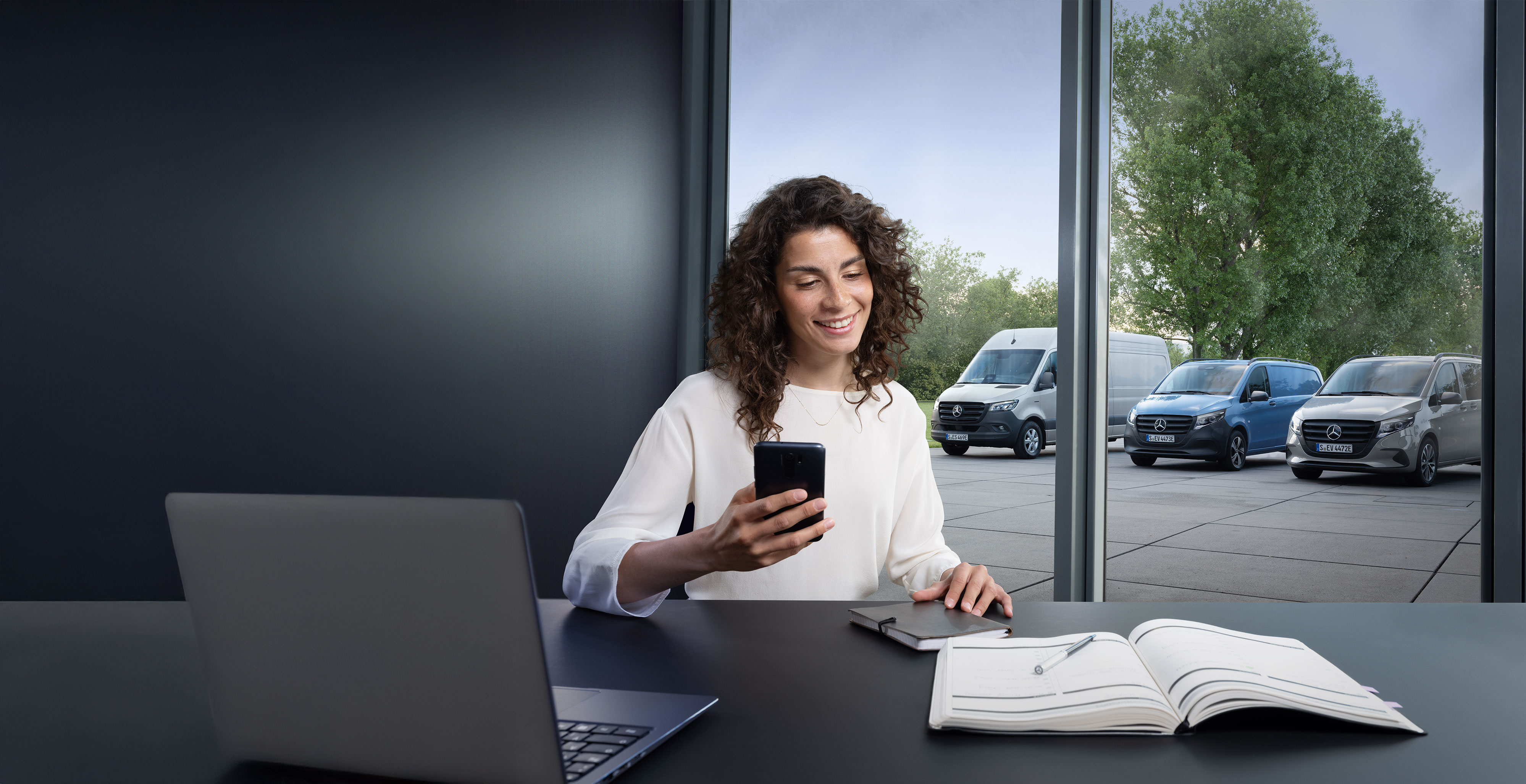 Mercedes-Benz | Asistență pentru autovehicule comerciale Asistență de specialitate pentru sprijinirea afacerilor.